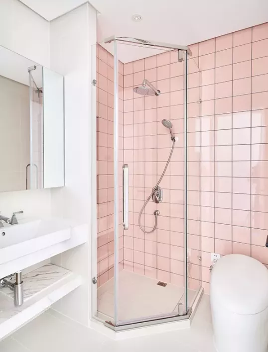 浴缸还是淋浴房？看完立马做出正确的选择