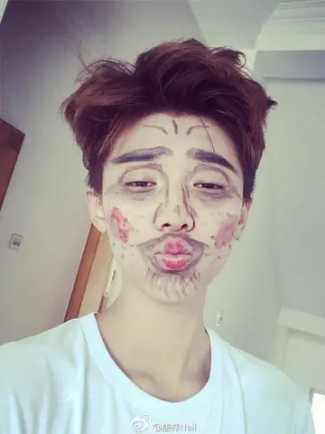 唐梓neil真的是富二代吗(抖音唐梓neil个人资料年龄及家庭背景)
